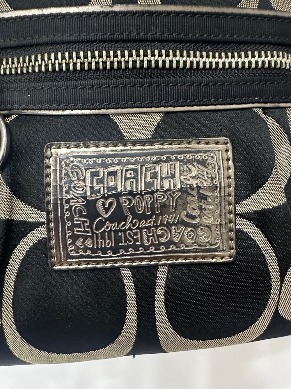 Coach Poppy Signature - Picture 10 of 10